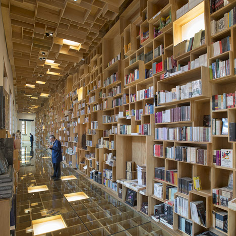 Mexican library renovation by Taller 6A features bookshop covered in boxes