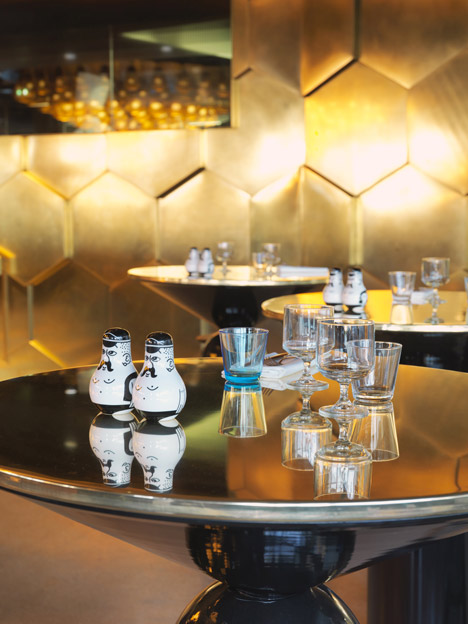 Tom Dixon completes Éclectic restaurant in Paris