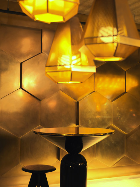 Tom Dixon completes Éclectic restaurant in Paris