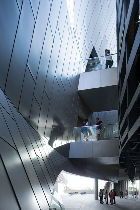 Emerson College Los Angeles by Morphosis