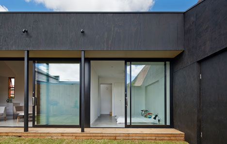 Engawa House in Melbourne by BLOXAS adopts a traditional Japanese veranda
