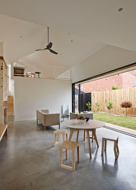 Engawa House in Melbourne by BLOXAS adopts a traditional Japanese veranda