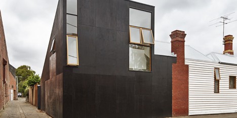 Engawa House in Melbourne by BLOXAS adopts a traditional Japanese veranda