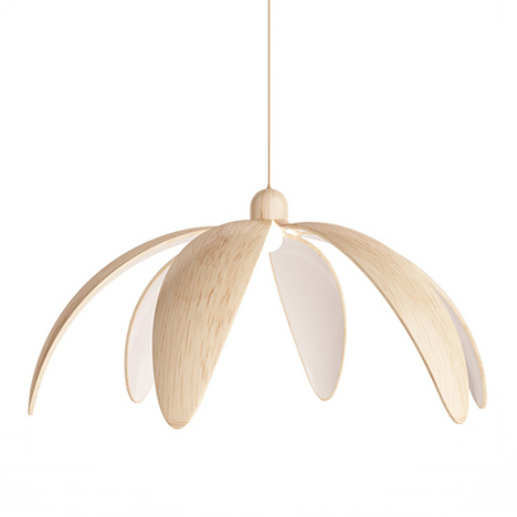 Flower-shaped lamp that blooms at night by Constantin Bolimond