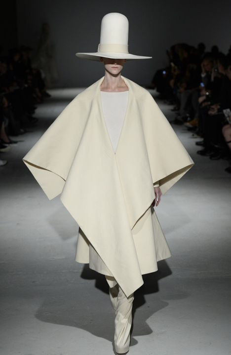 Gareth Pugh dresses models like abominable snowmen and wind-up toys