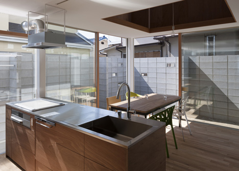 House in Kawanishi by Tato Architects based on Australia's "Queenslander" dwellings