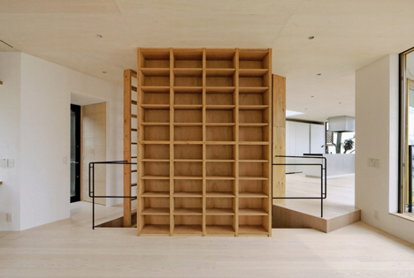Krampon house by Shogo Aratani climbs over a rocky site