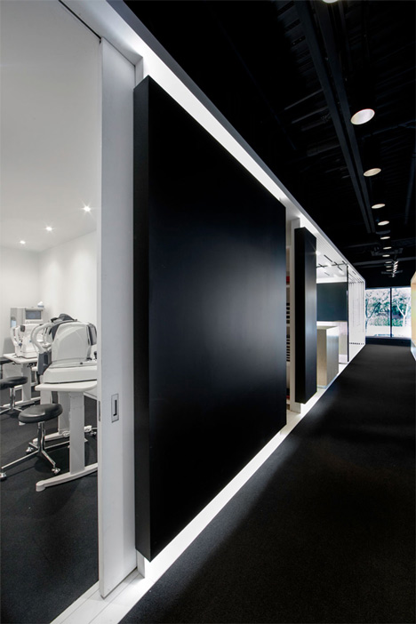 La SHED Architecture separates eye clinic into black and white zones