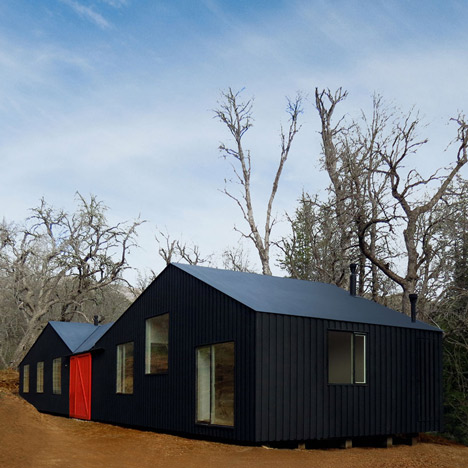 MAPA architects create sheds within sheds for Chilean mountain hideaway