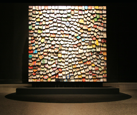 Mechanical Mirrors by Daniel Rozin replicate images using everyday objects