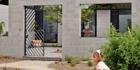 Family courtyard fronts Fairfield Hacienda house by MRTN Architects
