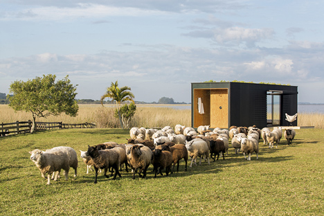 Minimod modular mobile home by MAPA Architects
