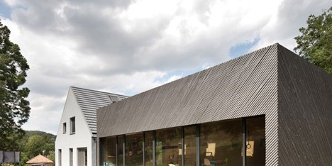 Multi family house in Eichgraben by Franz Architekten