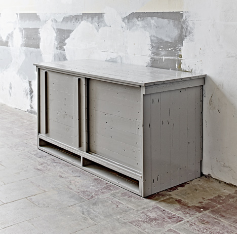 Piet Hein Eek and Roderick Vos collaborate with<br /> disadvantaged makers for Social Label initiative