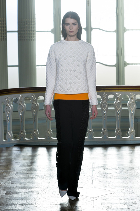 3D-printed fabrics by Richard Beckett woven into Pringle of Scotland's ready to wear garments