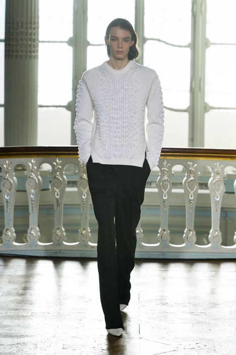 3D-printed fabrics by Richard Beckett woven into Pringle of Scotland's ready to wear garments
