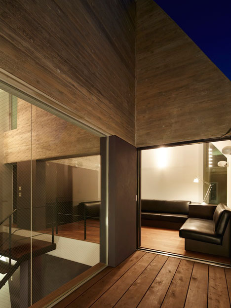 Shirokane House by MDS