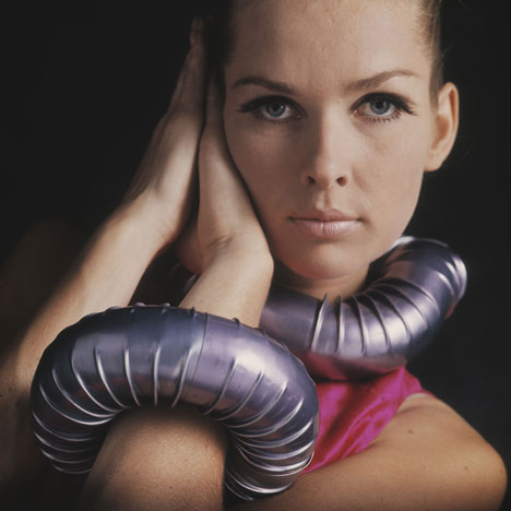 Gijs+Emmy exhibition of futuristic jewellery to open at the Stedelijk Museum