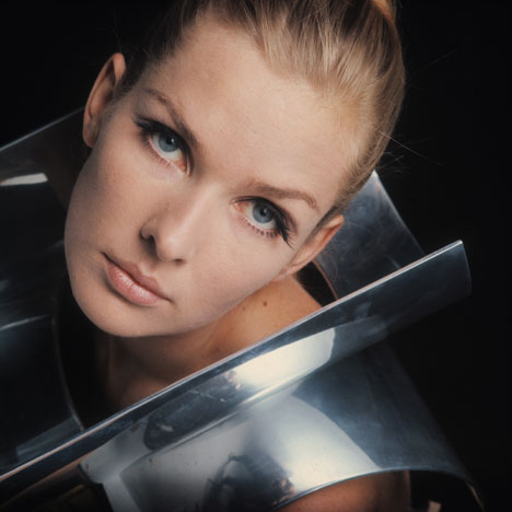Gijs+Emmy exhibition of futuristic jewellery to open at the Stedelijk Museum