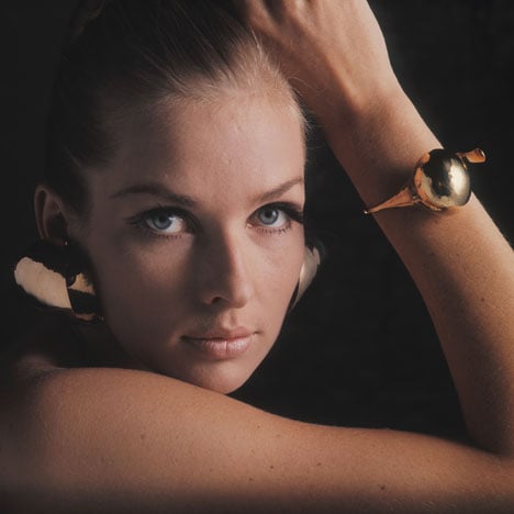 Gijs+Emmy exhibition of futuristic jewellery to open at the Stedelijk Museum