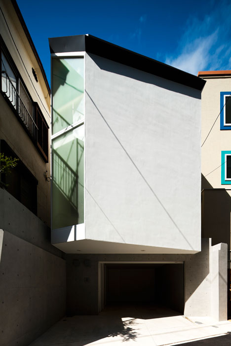 Tokyo house by Atelier Tekuto with skylight designed to "frame the sky"