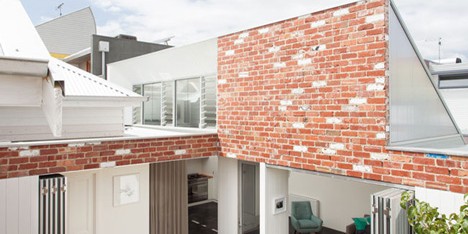 Turnaround House by Architecture Architecture opens onto a courtyard