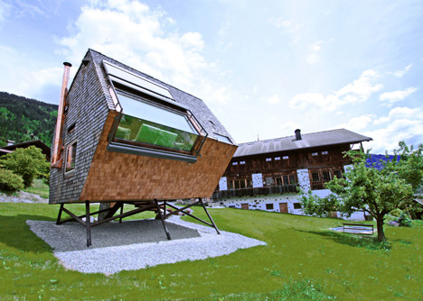Ufogel Holiday House