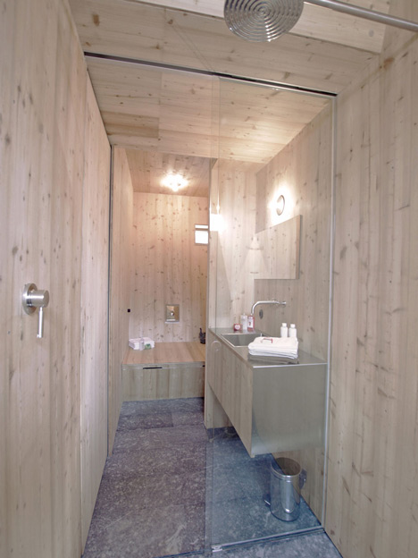 Ufogel Holiday House