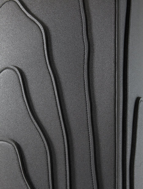 Färg & Blanche stitch wood together to form furniture