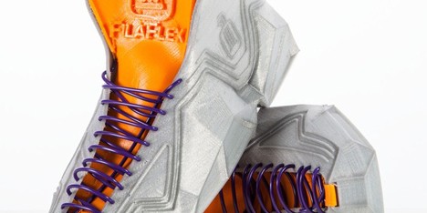 3D-printed shoes by Recreus scrunch up to fit into pockets