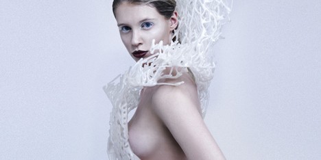 Francis Bitonti and New Skins Workshop students 3D-print flexible dress on a MakerBot