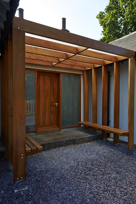 Blee Halligan's Triptych house extension catches sunlight from three directions