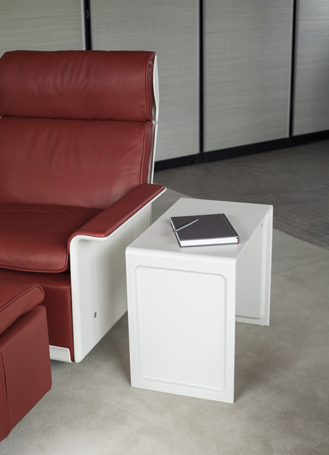 Vitsœ relaunches 621 Side Table by Dieter Rams