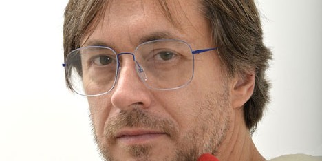 Glasses collection by Marc Newson for Safilo to debut in Milan