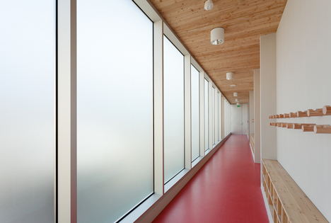 Jaurès primary school by Yoonseux architectes