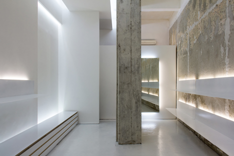 La Scarpa shoe shop by Elia Nedkov