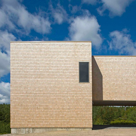 Maine residence by Bruce Norelius Studio reveals ageing with a fading cedar facade