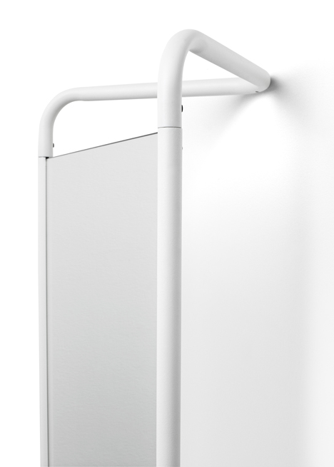 Mirror by Kaschkasch Cologne for Menu slots into corners