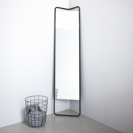 Mirror by Kaschkasch Cologne for Menu slots into corners