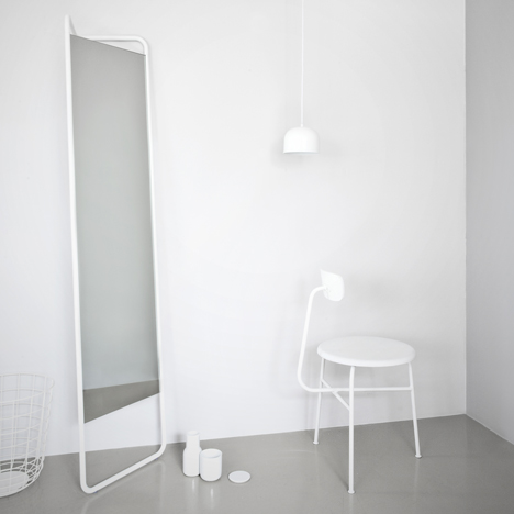 Mirror by Kaschkasch Cologne for Menu slots into corners