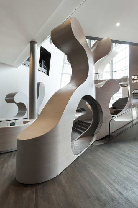 MobiVersum installation by J. Mayer H. creates huge shapes for children to clamber over at Autostadt