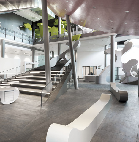 MobiVersum installation by J. Mayer H. creates huge shapes for children to clamber over at Autostadt
