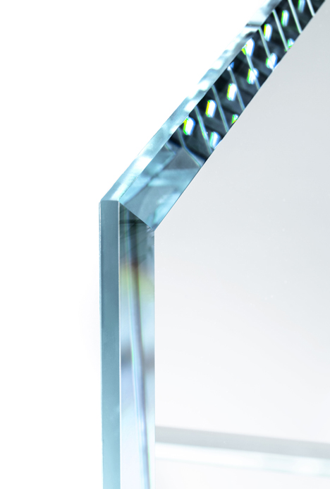 Tokujin Yoshioka to present Prism chair for Glas Italia in Milan