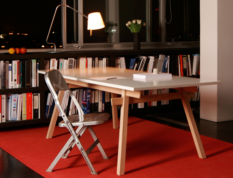 Jakob Timpe's Stand table slots together without glue or fixings