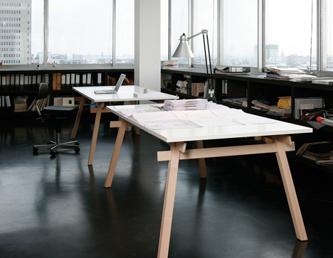 Jakob Timpe's Stand table slots together without glue or fixings