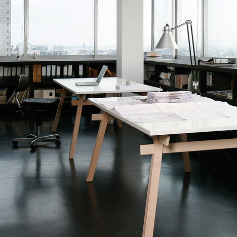 Jakob Timpe's Stand table slots together without glue or fixings