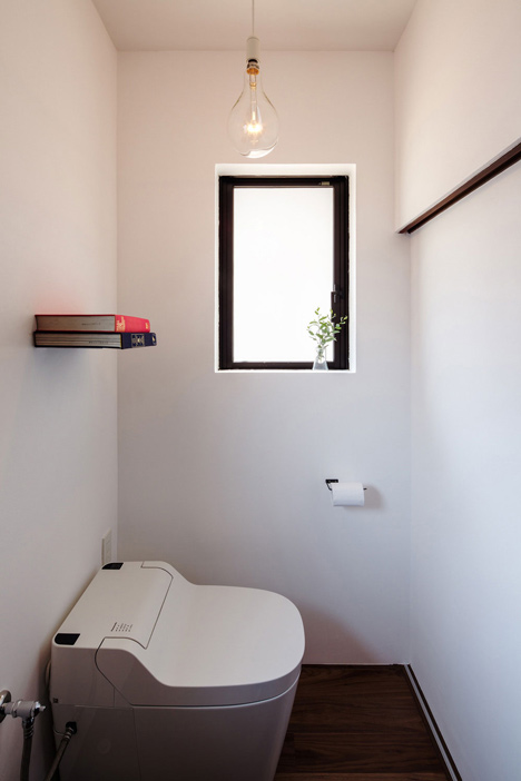 Scandinavian Middle renovation by Kichi Architectural Design