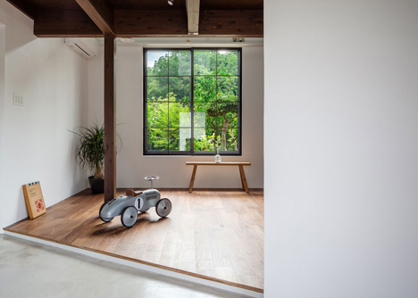 Scandinavian Middle renovation by Kichi Architectural Design