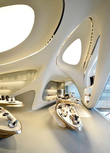 Stuart Weitzman boutique IFC Hong Kong by Zaha Hadid