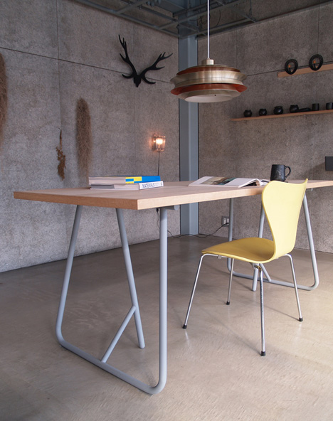 Uma by Kazunaga Sakashita updates archetypal trestle table